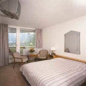 Hotel Flora Пфронтен Екстериор снимка